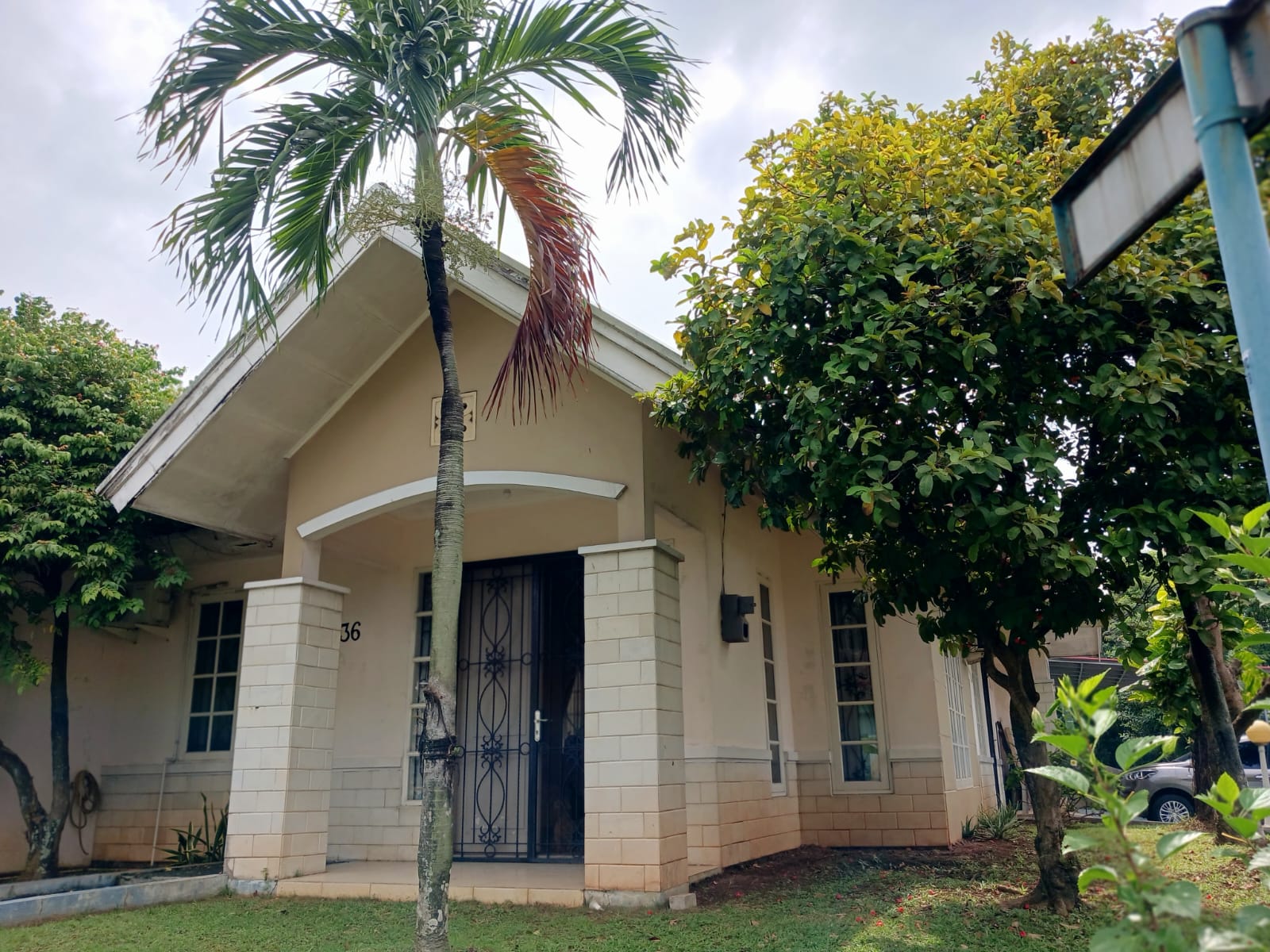 Rumah Dijual di Cluster Meadow Green Lippo Cikarang